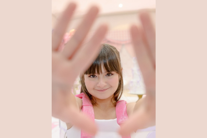 Com carisma e leveza, Juju Teófilo conquistou a atenção do público ao compartilhar suas metas para 2026 em publicação da Non Stop. (Créditos: João Bosco Fotografia)