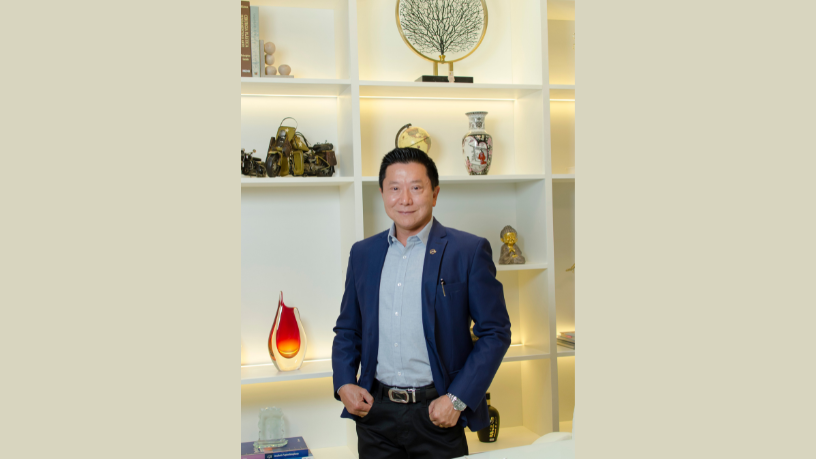 Milton Seigi Hayashi explica o processo de cirurgia plástica do planejamento à recuperação.